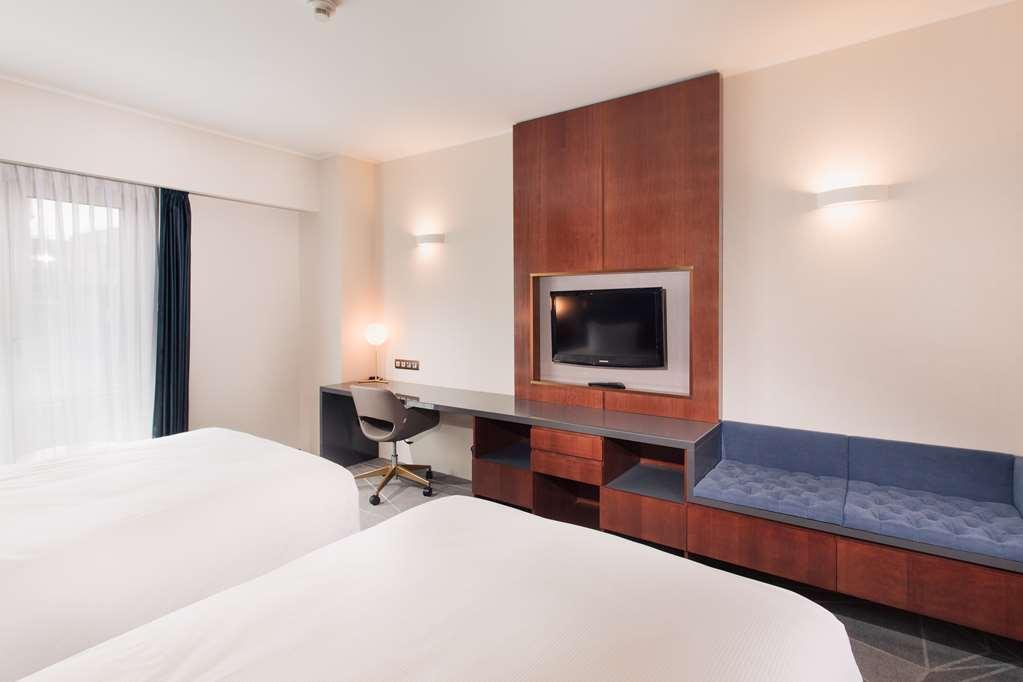 Doubletree By Hilton Hotel Cluj - City Plaza Cluj-Napoca Quarto foto