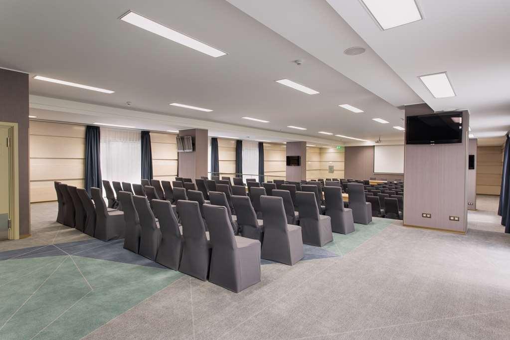 Doubletree By Hilton Hotel Cluj - City Plaza Cluj-Napoca Facilidades foto