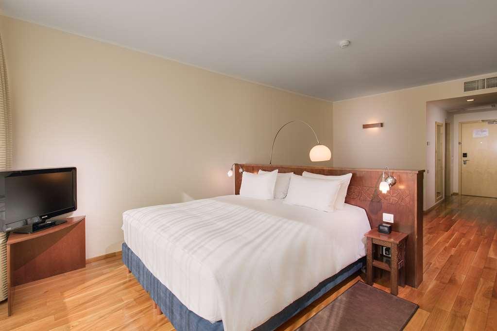 Doubletree By Hilton Hotel Cluj - City Plaza Cluj-Napoca Quarto foto
